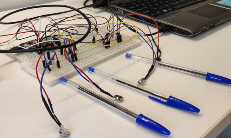 Vibrotactile motors setup for decoding.